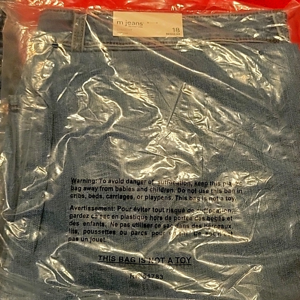 4 pairs of maurices pants.